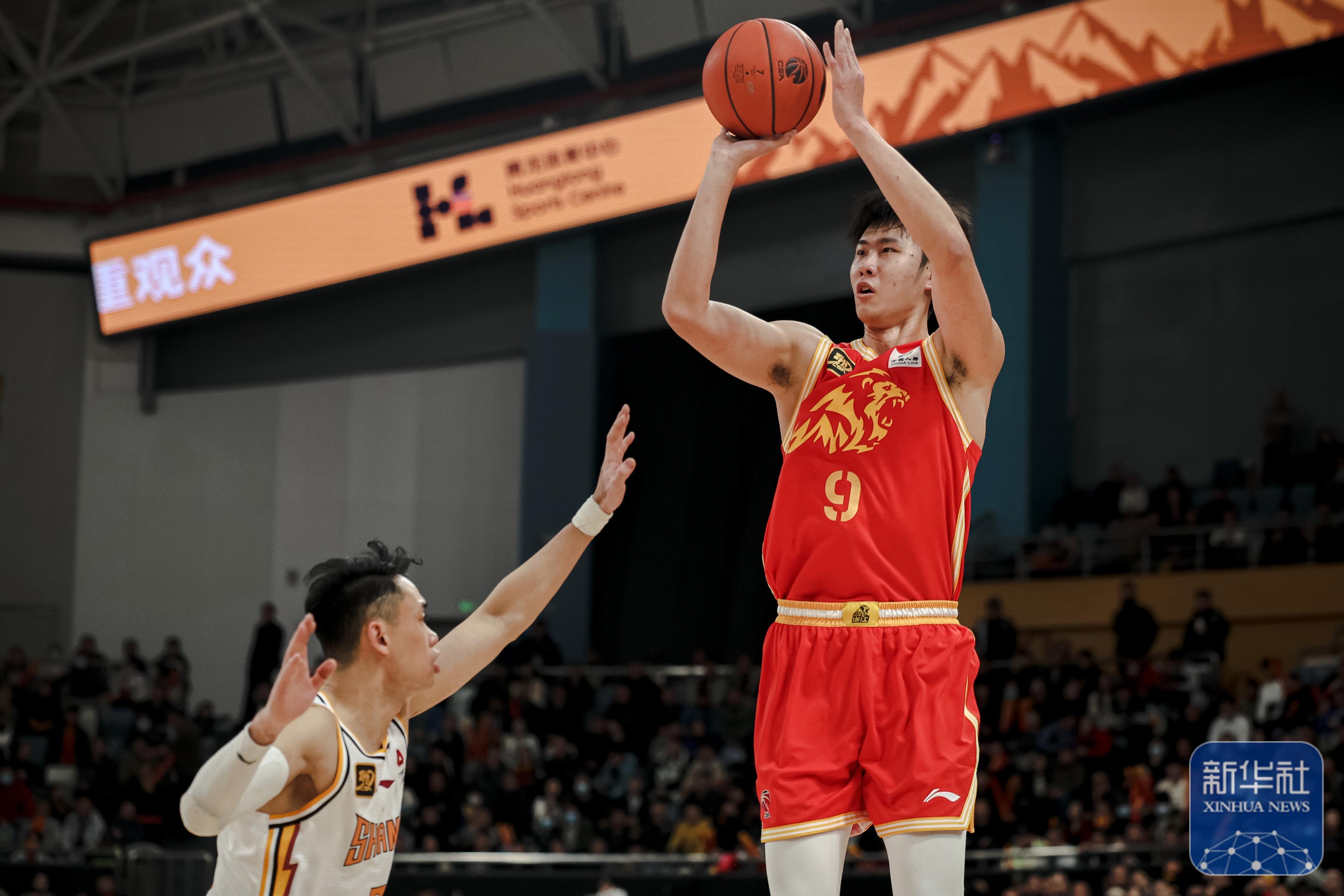 浙江队迎意甲关键赛，清晨豪取连胜，底气十足，纪律约束更严格(87式军装常服全套照片)