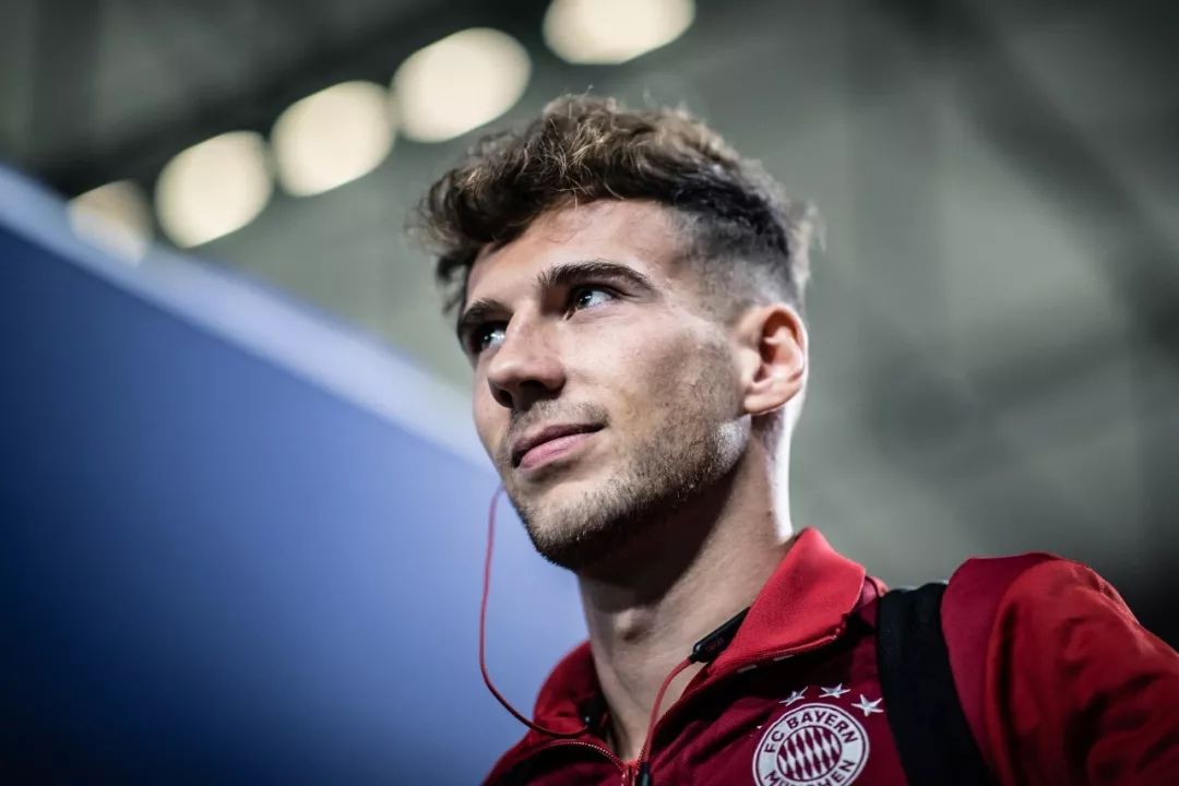 纽约尼克斯训练开放日;加时末段门线救险引欢呼;德甲在即;资深球员宣示担当(纽约尼克斯vs金州勇士) 纽约尼克斯训练开放日;加时末段门线救险引欢呼;德甲在即;资深球员宣示担当(纽约尼克斯vs金州勇士)